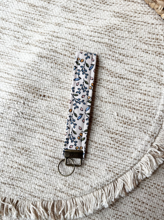 Wristlet - Berry Floral