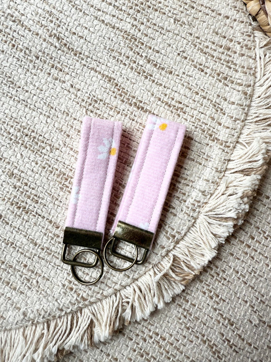 Mini Wristlet - Darlin Daisy
